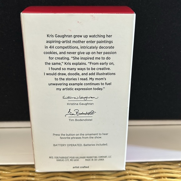 Hallmark Keepsake Ornament The Big Bang Theory Sheldon Cooper Flash Magic - Picture 6 of 7